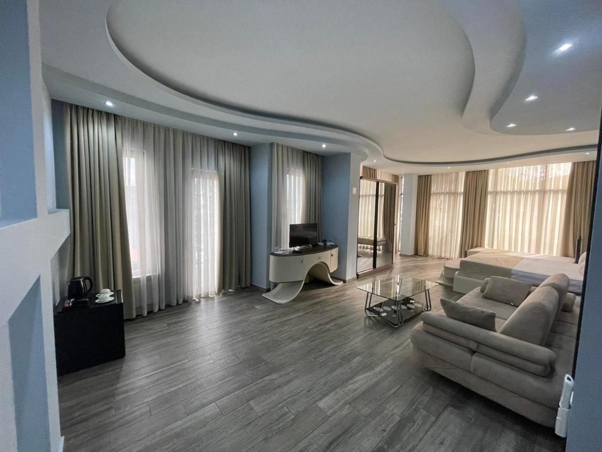 Hotel Light Palace 바투미 외부 사진